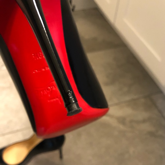 SOLD——Christian Louboutin Pigalle Follies 100mm - Picture 13 of 14